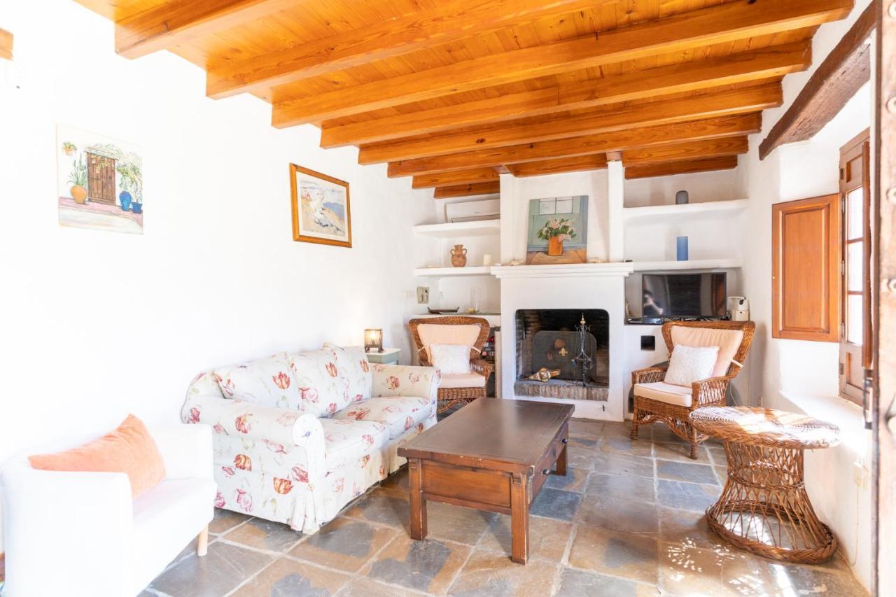 Finca Sta Teresa, Casa Grande إِستيبونا المظهر الخارجي الصورة