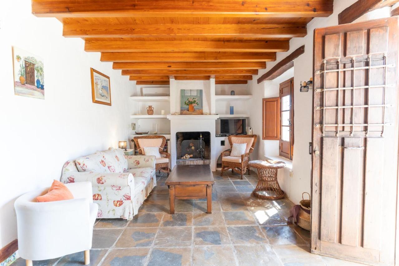 Finca Sta Teresa, Casa Grande إِستيبونا المظهر الخارجي الصورة